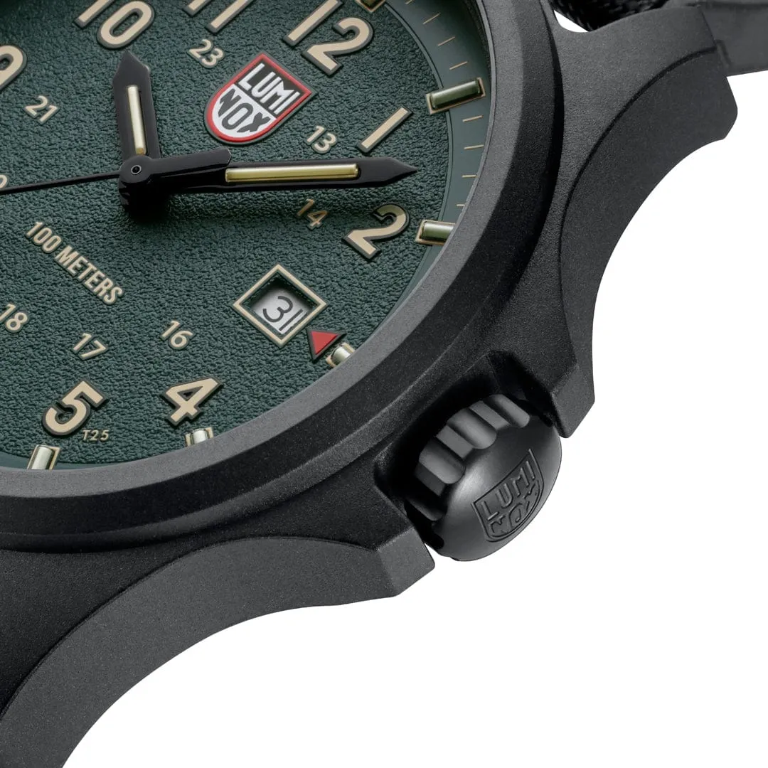 Atacama Field, 43 mm, Urban Adventure - 1977