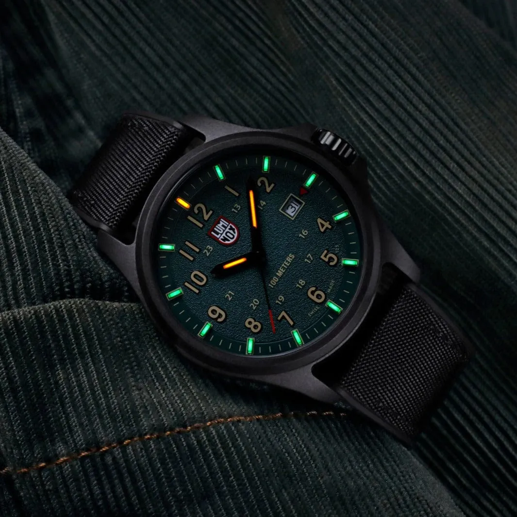 Atacama Field, 43 mm, Urban Adventure - 1977