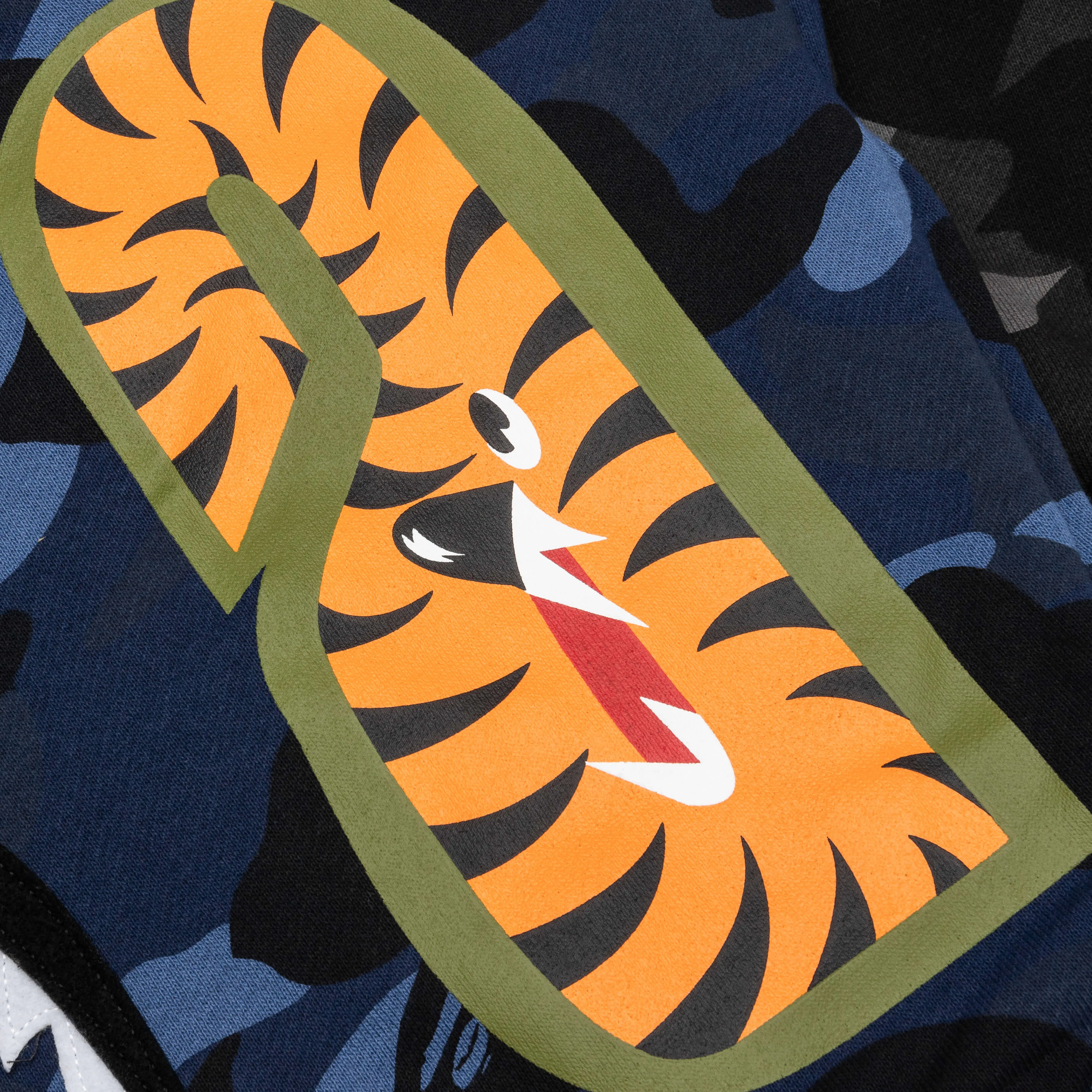 Color Camo Separate Shark Full Zip Hoodie - Black/Navy