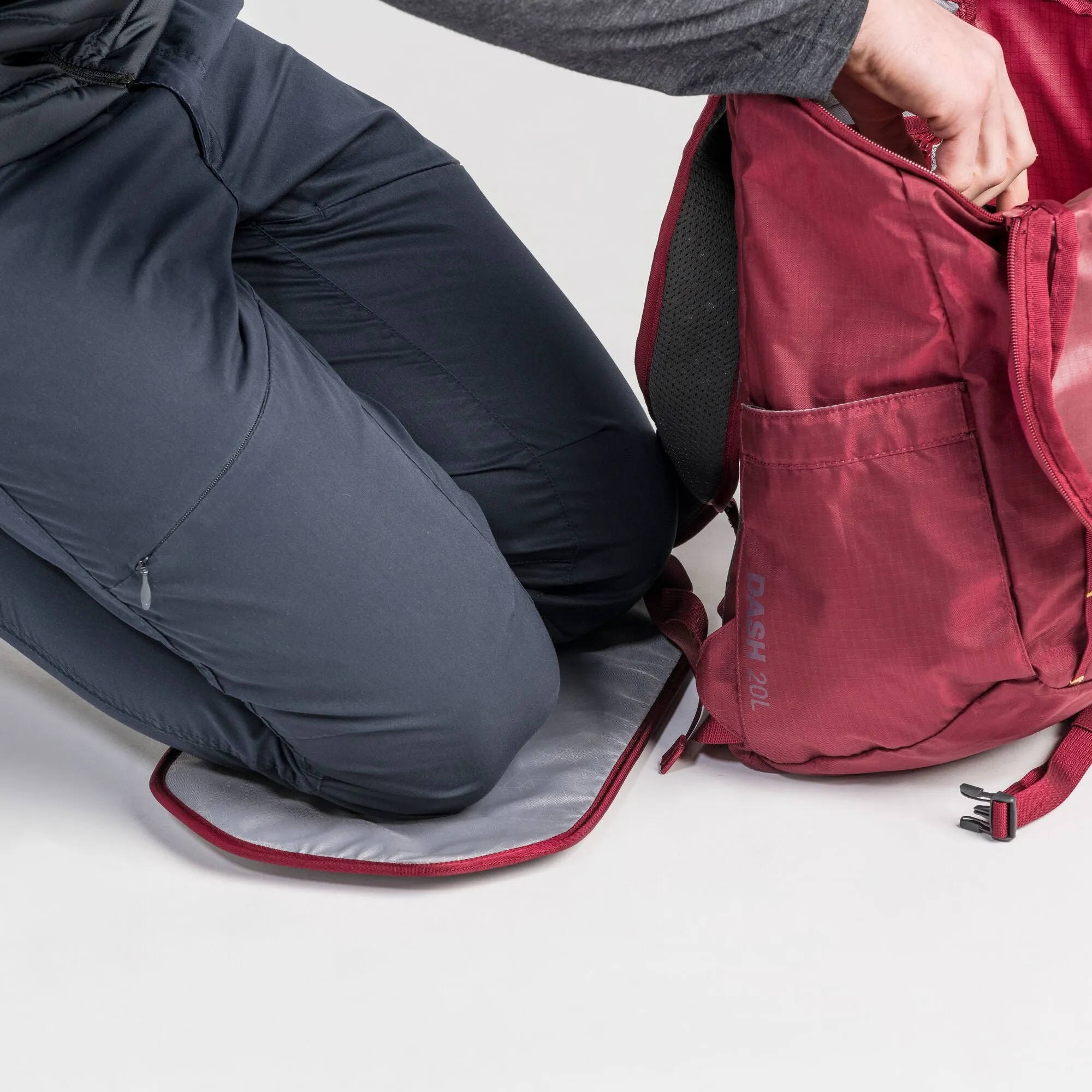 Kathmandu Dash Pack v5