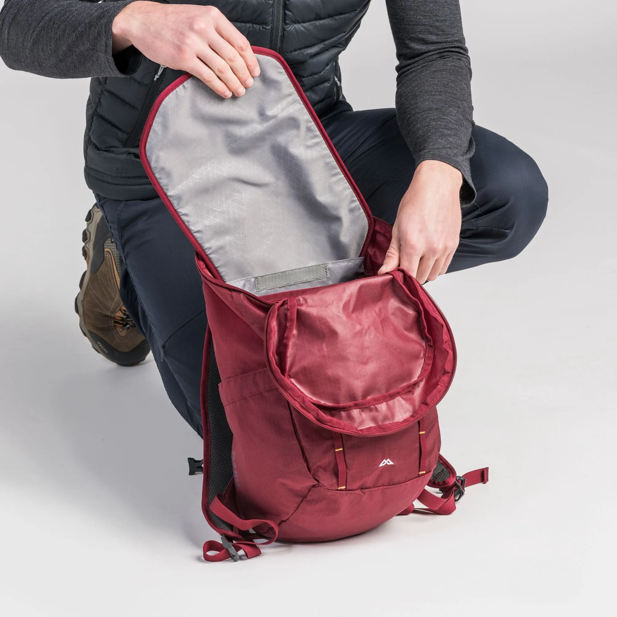 Kathmandu Dash Pack v5