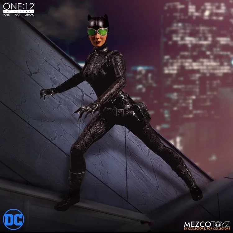 Mezco Toyz ONE:12 Collective: Catwoman Action Figure