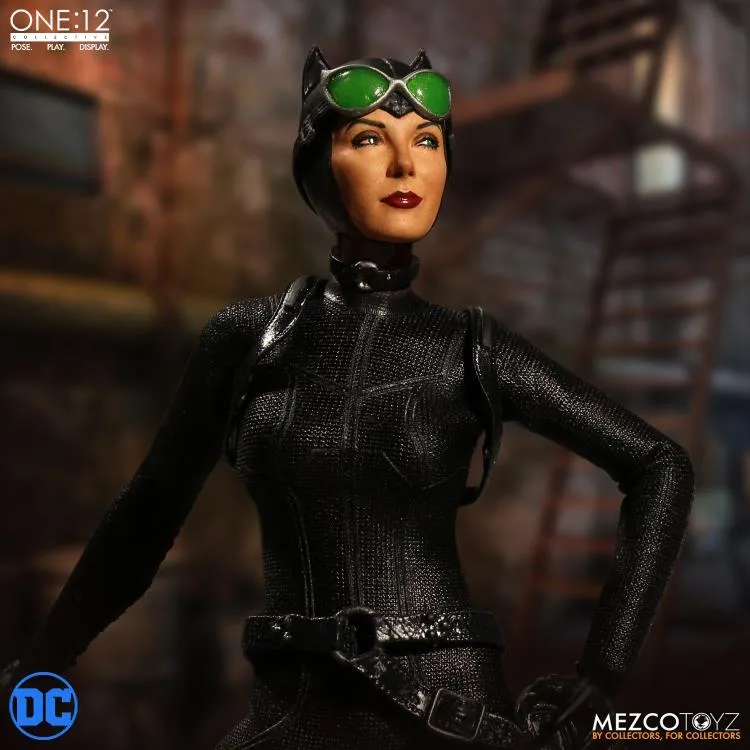 Mezco Toyz ONE:12 Collective: Catwoman Action Figure