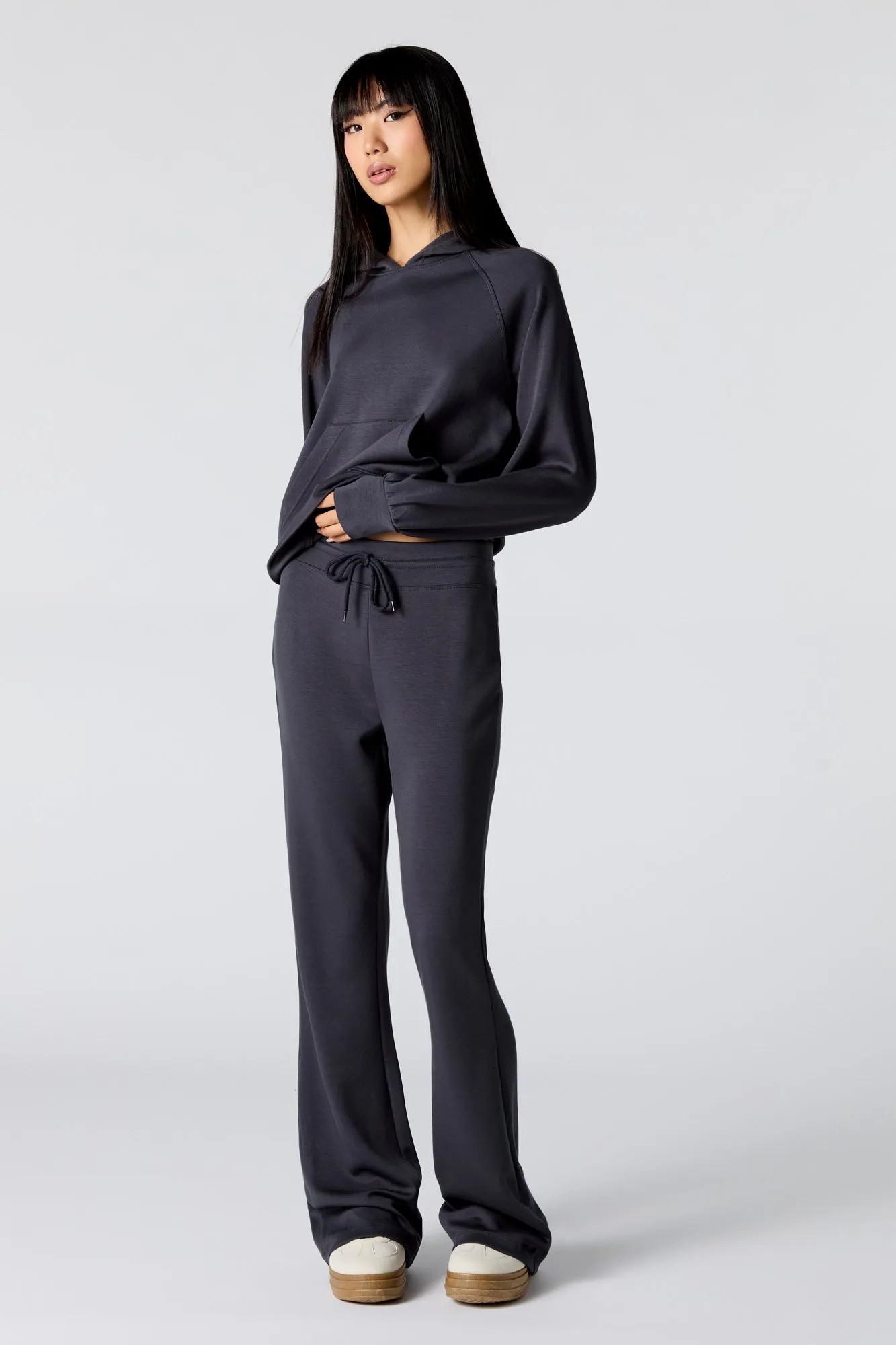 Pantalon Active à jambe évasée