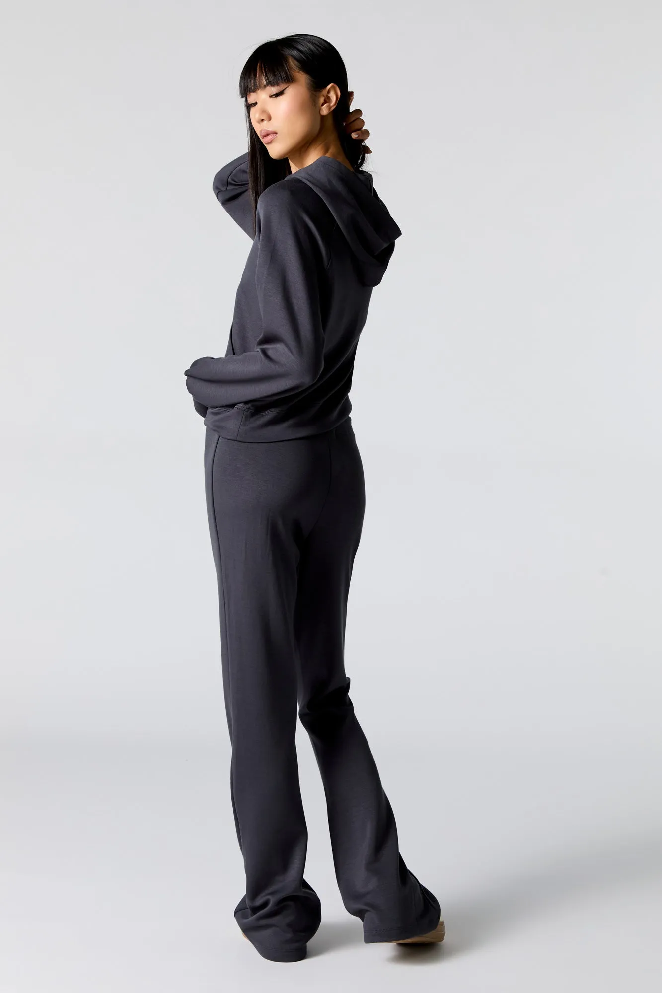 Pantalon Active à jambe évasée