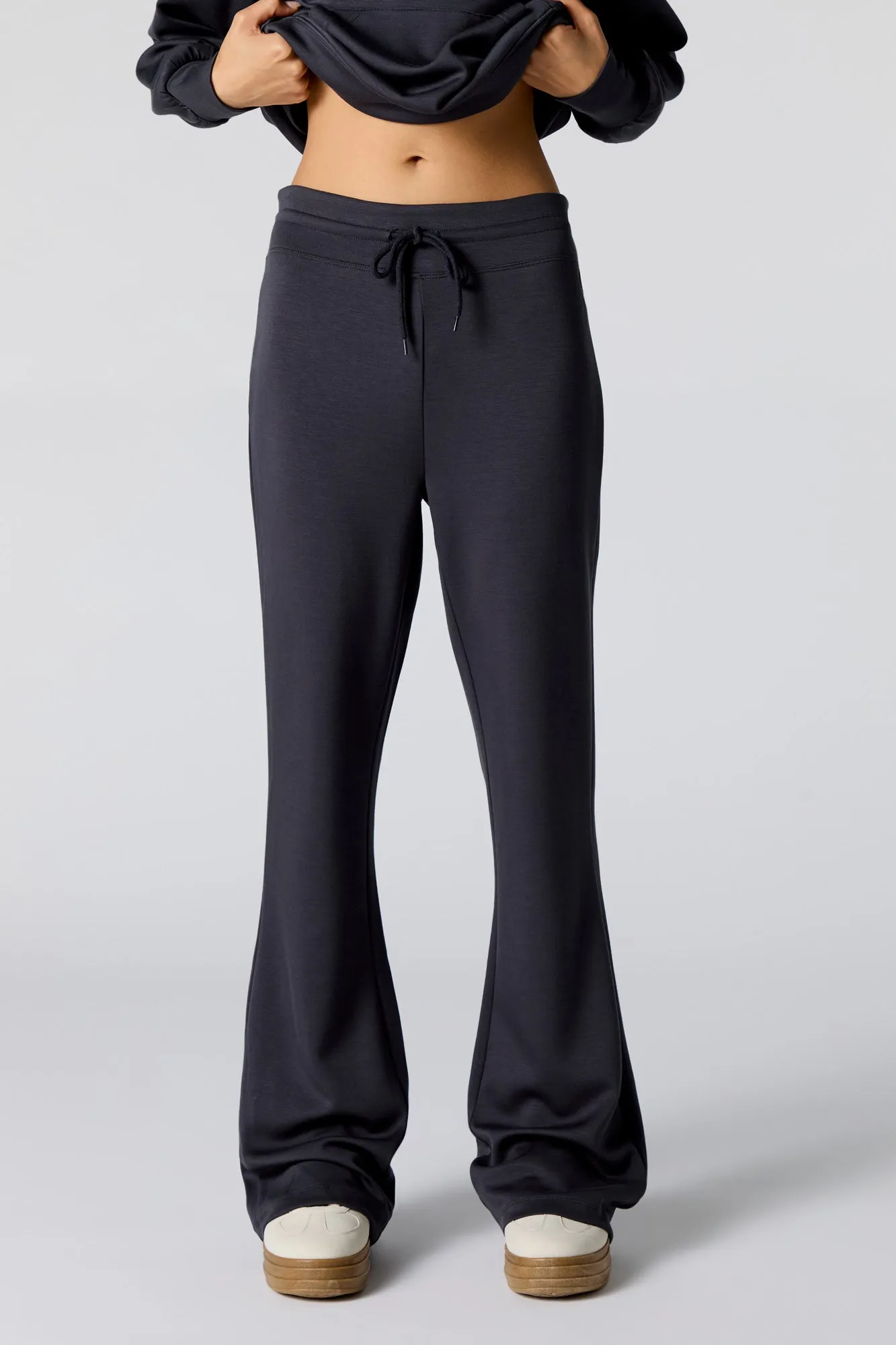 Pantalon Active à jambe évasée