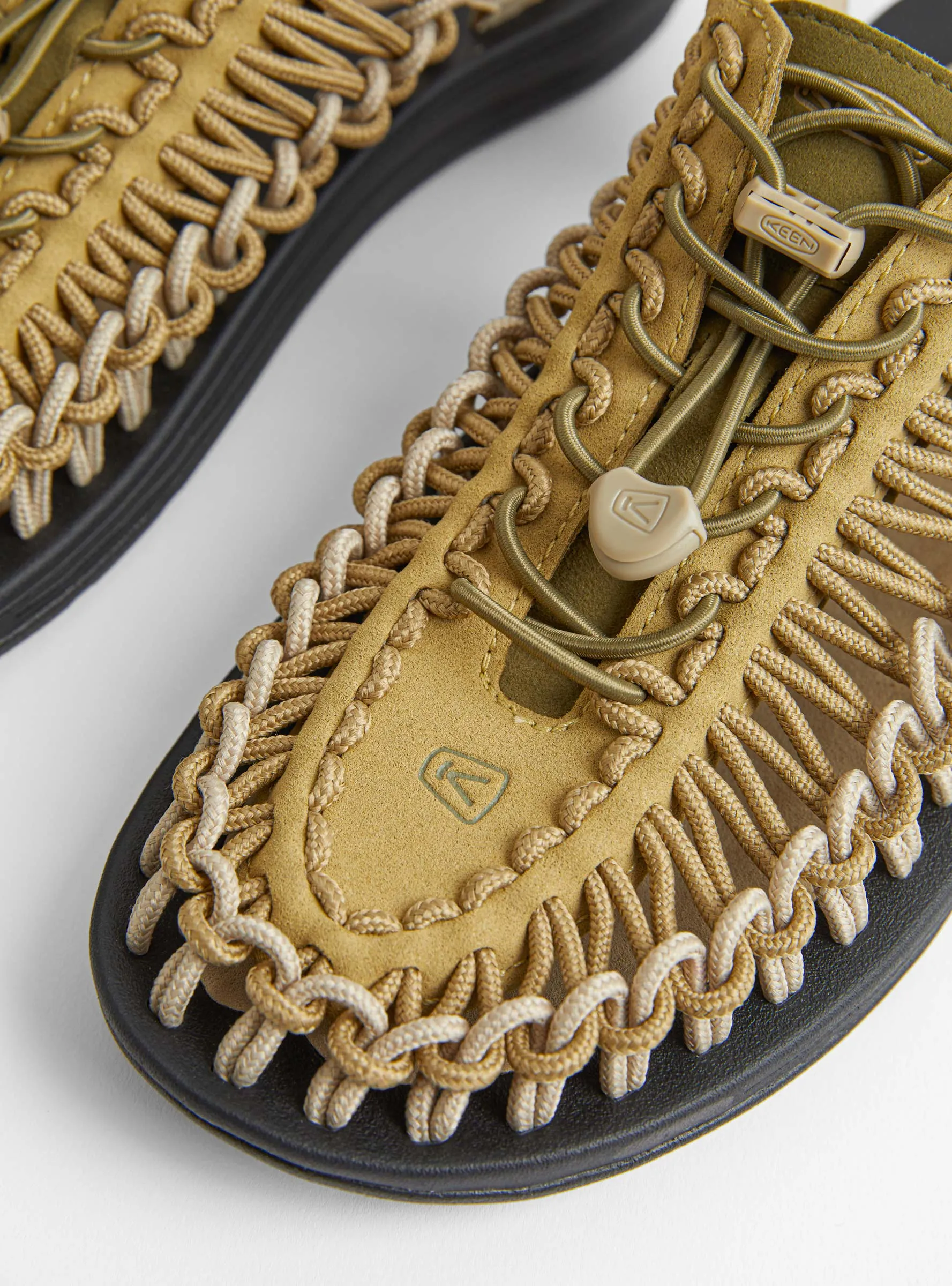 UNEEK Khaki & Martini Olive